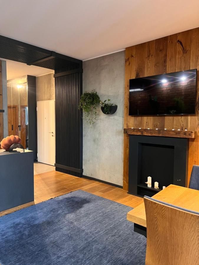 Апартаменты Lake Park Apartament With Free Parking Airport Netflix Варшава Экстерьер фото