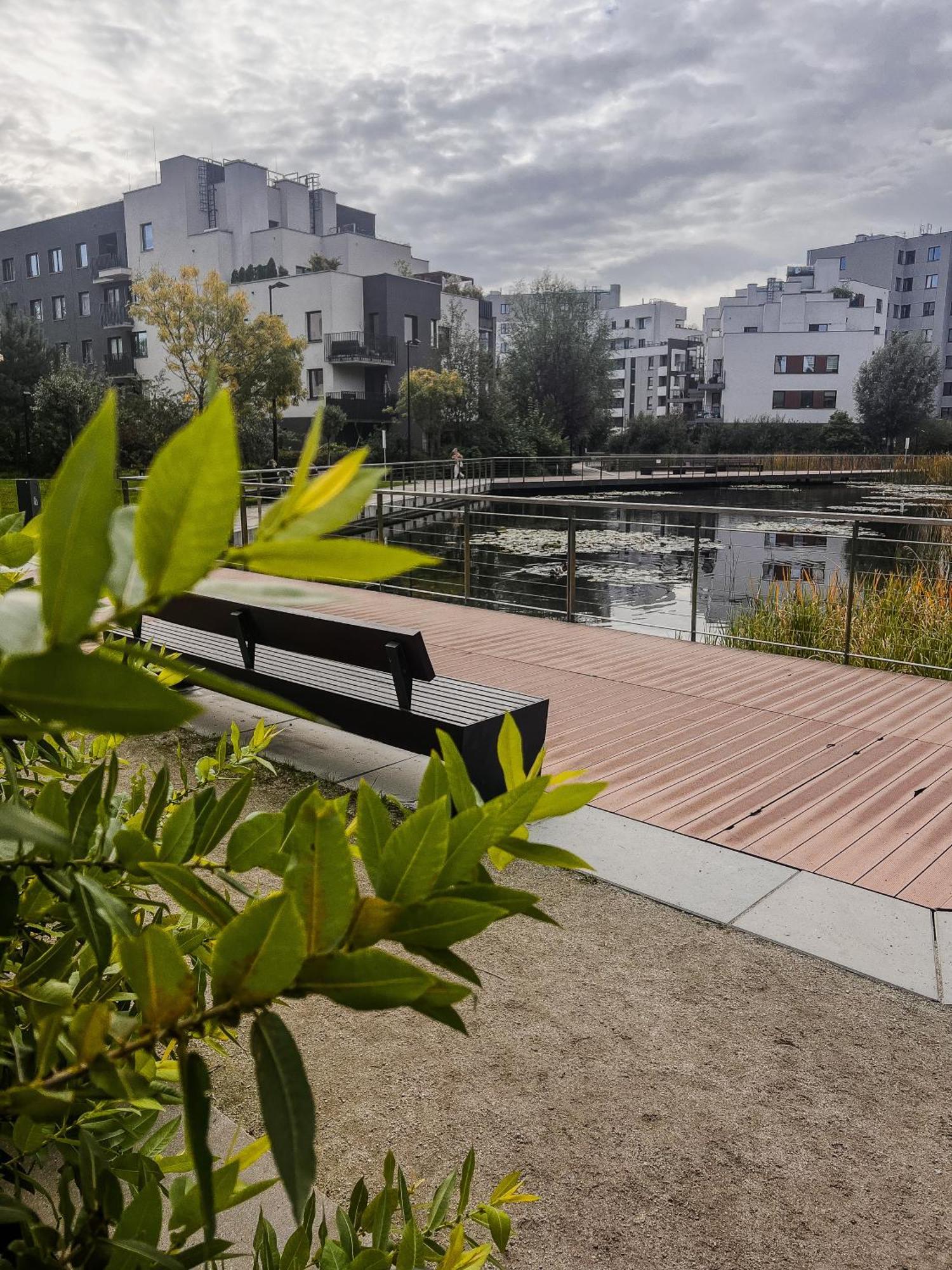Апартаменты Lake Park Apartament With Free Parking Airport Netflix Варшава Экстерьер фото